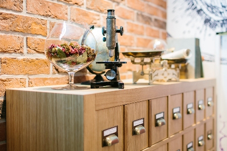 Kiehls_Interier_Detail