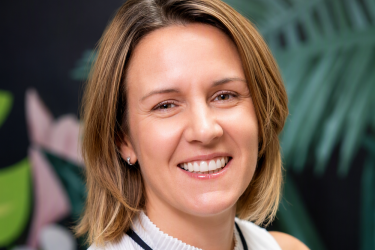 Xenia Olajosova image