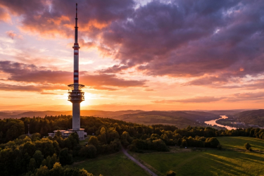 vysilac_Nanabanana_2