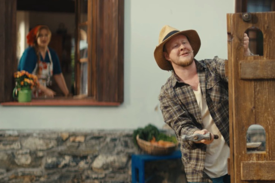 /media/itrnsq04/fio-banka_reklama