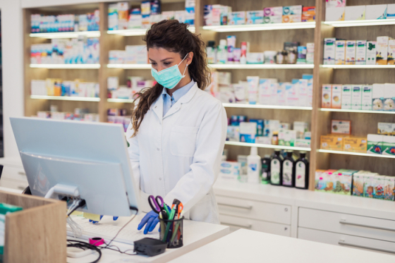 /media/15953/lekarna_covid_shutterstock