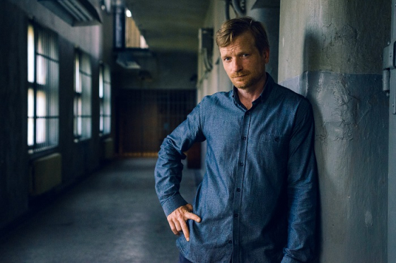 /media/3552/dáma-a-král-01