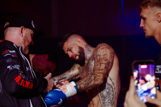 Fight House_Prima