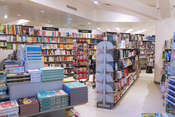 /media/13873/knihy_dobrovský_prodejna_2