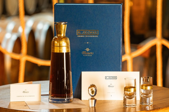 /media/21491/moser-3