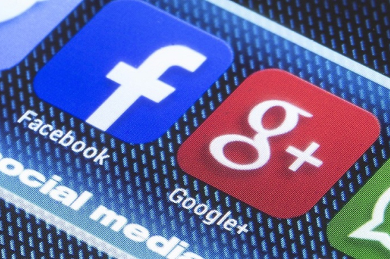 /media/8073/facebook_google