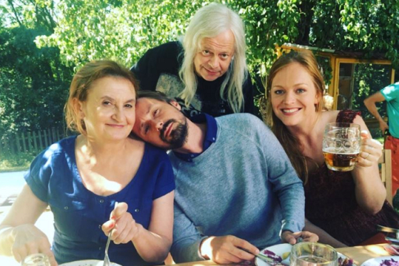 /media/9736/dve-nevesty-ajedna-svatba_1