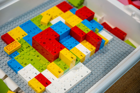 /media/5evbask5/lego