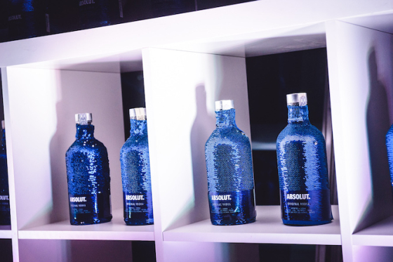 /media/1485/absolutuncover-015