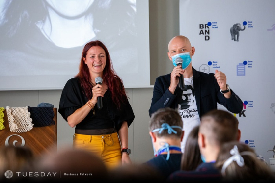 /media/14008/brandstorming