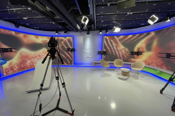 /media/24653/a-11_studio