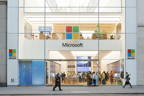 /media/8782/shutterstock_microsoft_store_usa_1