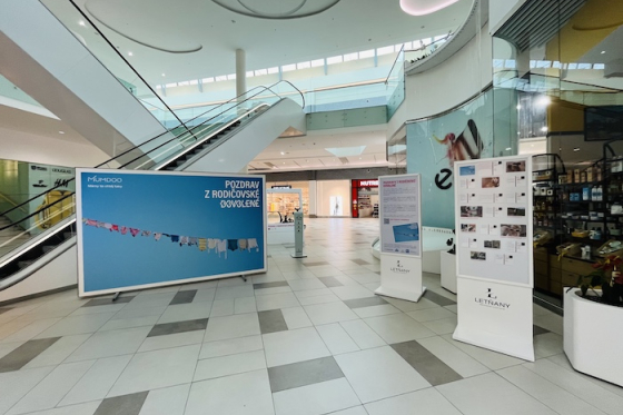 /media/rc2nog55/mumdoo_výstava-pohlednic-čeká-na-návštěvníky-oc-letňany-až-do-15-září