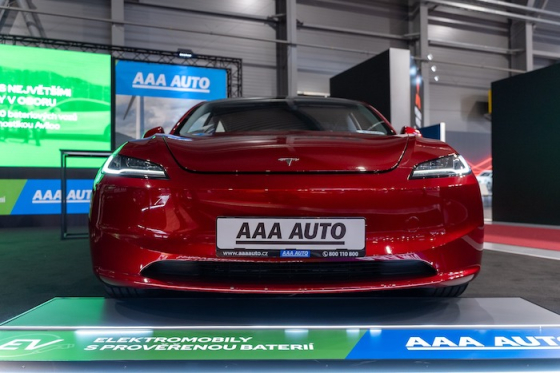 /media/bhhje0we/aaaauto