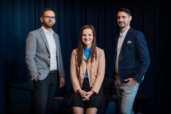 /media/20429/comm-lab