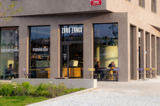 /media/ofab1rcn/zrnozrnko_smichov-city