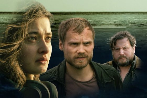 /media/1dqbaj2g/die-flut-tod-am-deich_ard-nordfilm-gmbh-christine-schroeder-bishara-design