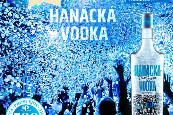 /media/7465/hanáckávodka_vizuál