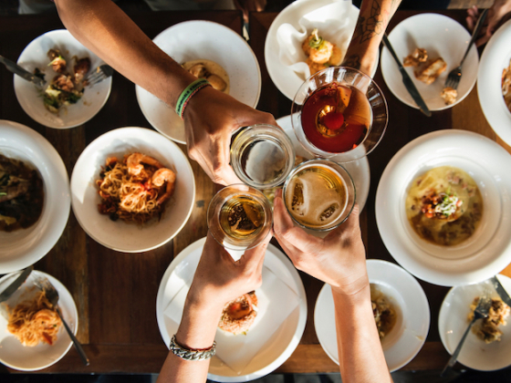 /media/0m4hitr3/restaurace_freepik