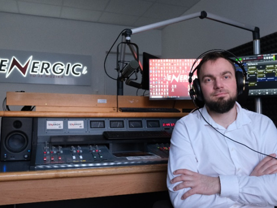/media/0cdhh5vh/tomáš-veselý-energic-radio-002