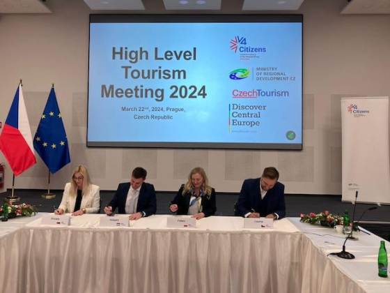 /media/zhnfk2z4/podpis_reditele_central_cestovniho_ruchu