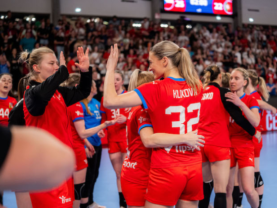 /media/l3elm444/ceskahazena