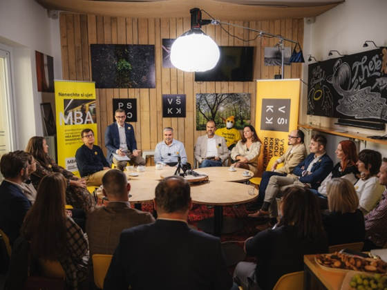 /media/ssoifetx/jne_vskk_kulaty_stul-8-1-002