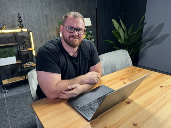 /media/x5rjhgta/honza-bartoš