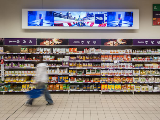 /media/omjp4uud/dunnhumby_tesco_praha_digitalniobrazovka