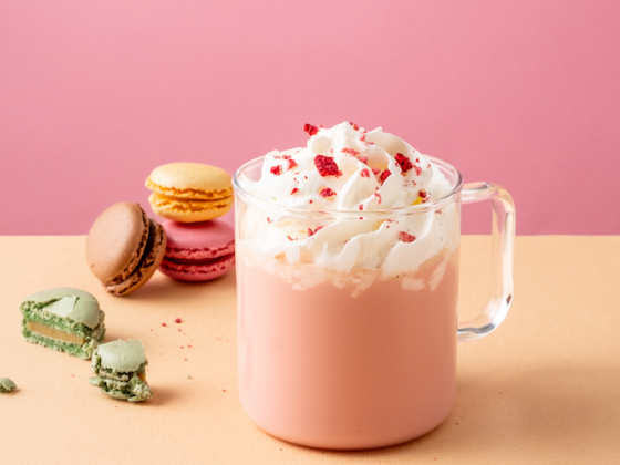 /media/qxkj1zas/crosscafe_ostre-sledovana-prsa_makronkove-latte