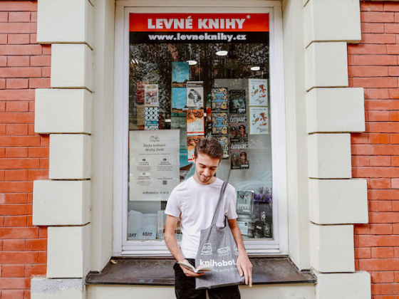 /media/22250/knihobot_levne_knihy