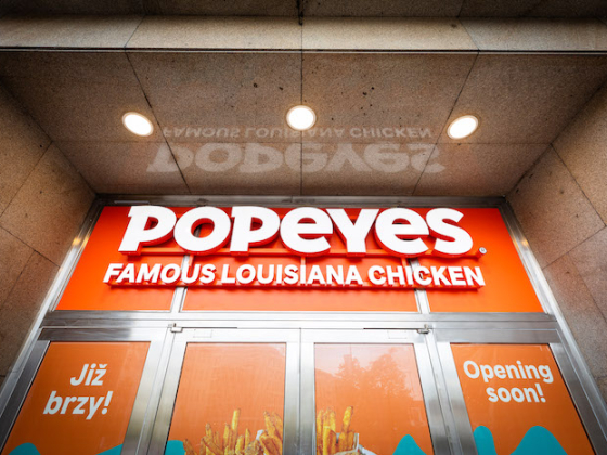 /media/dbanxngp/popeyes-exteriér-václavské-náměstí