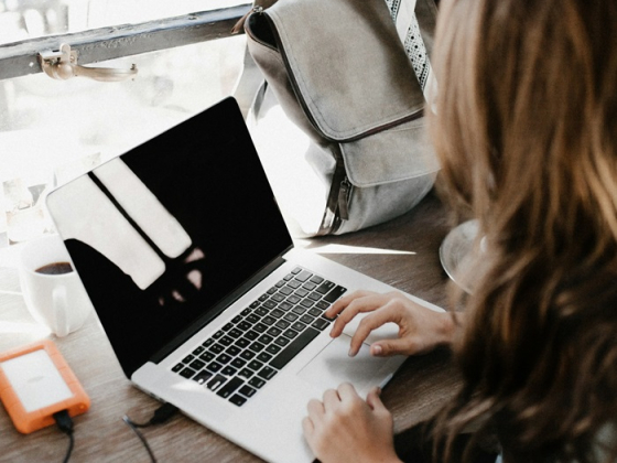 /media/xgmd0t3p/online_ilustrace_unsplash