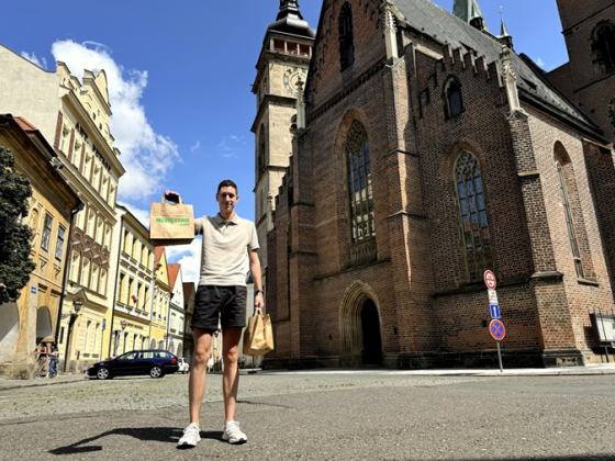 /media/anef02mm/jakub-henni-hradec-small