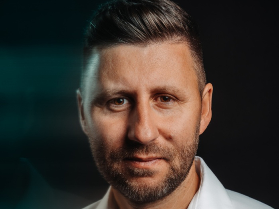 /media/hwmpo0cb/vaclav-peterka1