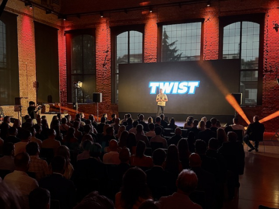 /media/simh3tg0/twist