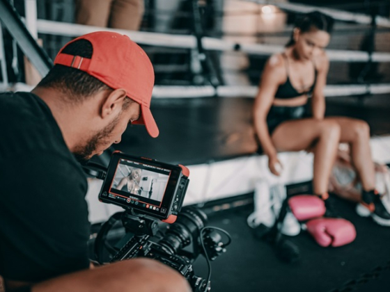 /media/zmrkcou2/wrestling-unsplash