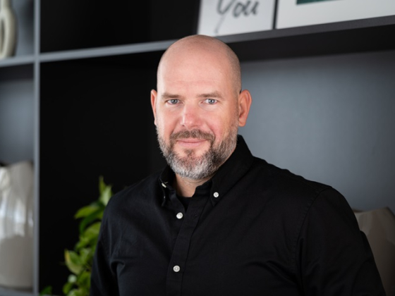 /media/v4alh4um/dan-blazek_transcatjpg