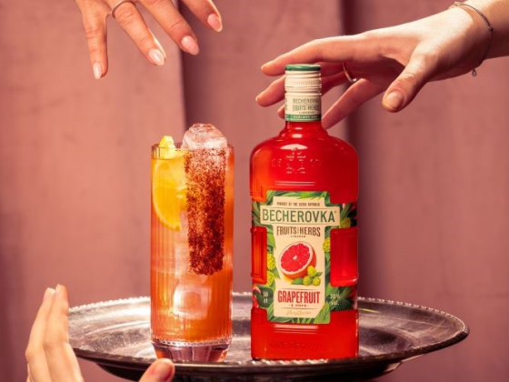 /media/yihfszzv/becherovka_grapefruithops