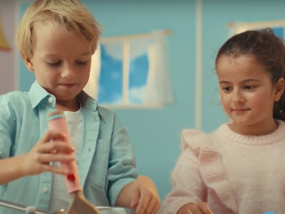 /media/003gmert/baci-baci_saatchi