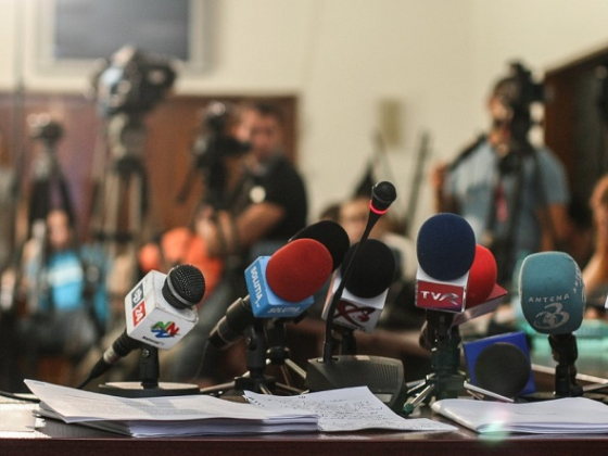 /media/17368/novinari_shutterstock