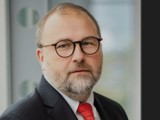 /media/m0jl4w4z/petr-mrzena