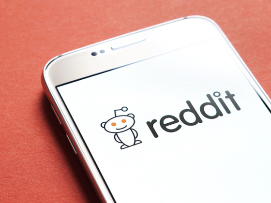 /media/12089/reddit_shutterstock