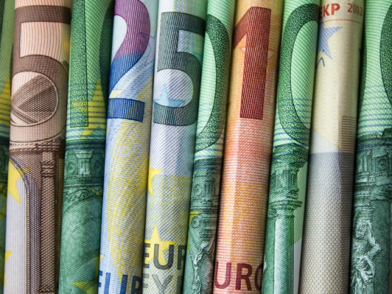 /media/17761/penize_euro_shutterstock