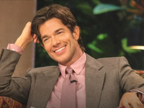 /media/jqidtcj4/everybody-s-live-with-john-mulaney_netflix