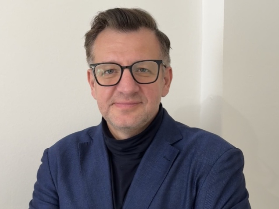 /media/mhopi5gh/robert-arient_foto