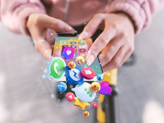 /media/2kynfcni/influencer-marketing_freepik