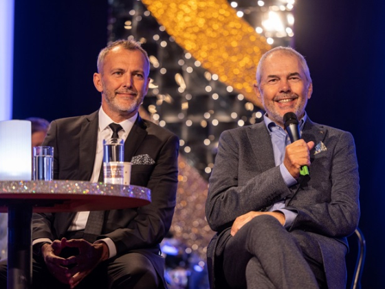 /media/j3xdg4n1/čt_stardancexi_-j-tománek-a-m-eben_-foto_-mikuláš-křepelka