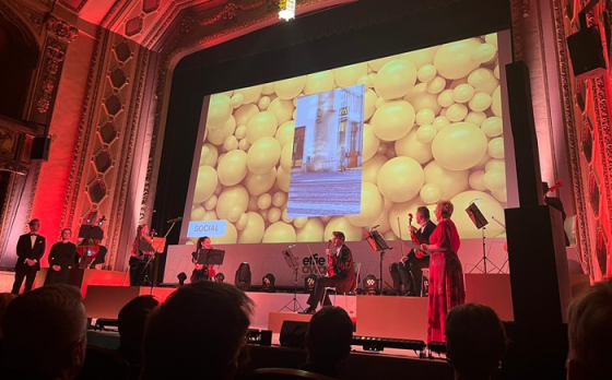 /media/42ll22wh/effie_5