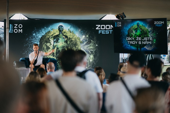 /media/ex1irj1v/zoom-fest-4